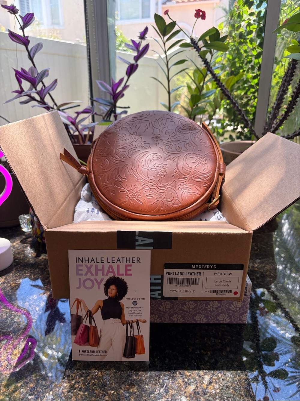 Portland Leather Meadow Large Circle Crossbody 🌾🏞️
